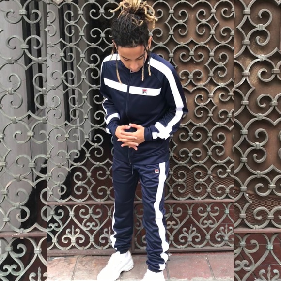 Men’s Fila Navy | White Casual Outfit Set Tracksuits NWT - Picture 2 of 3